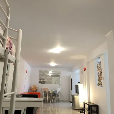 Neyla Four Bedroom Front Villa Coral Bay