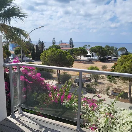 וילה Neyla Four Bedroom Front *
