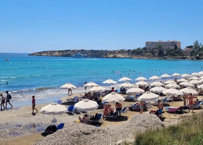 Neyla Four Bedroom Front Vila *